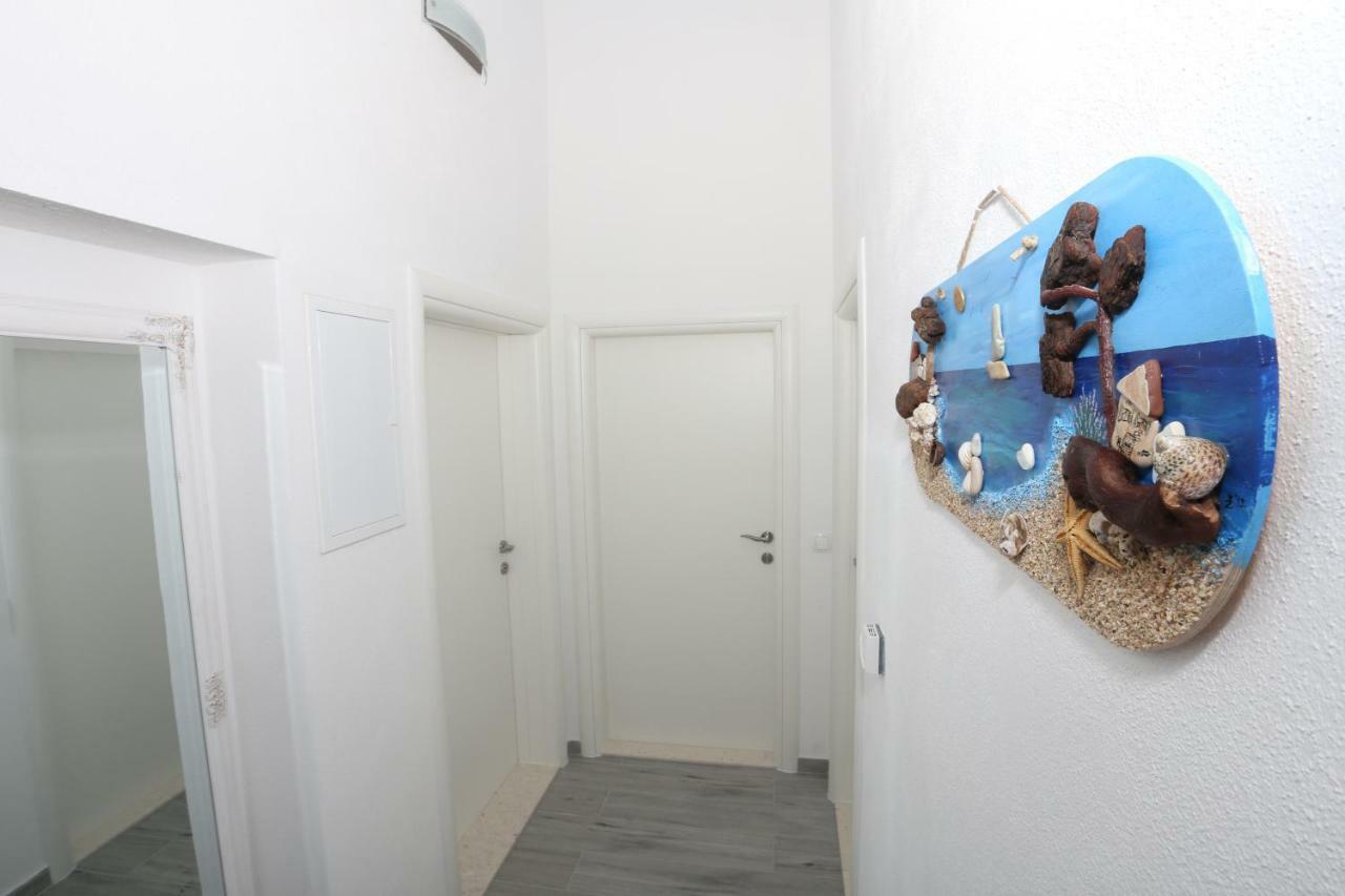 Apartman Kristian โตรกีร์ ภายนอก รูปภาพ